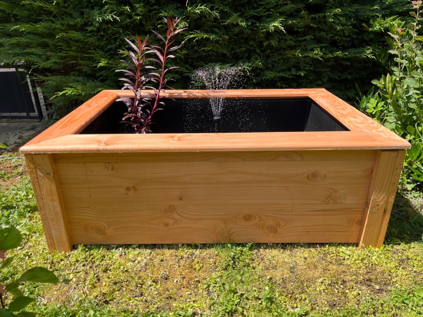 Bassin 475L avec sa fontaine